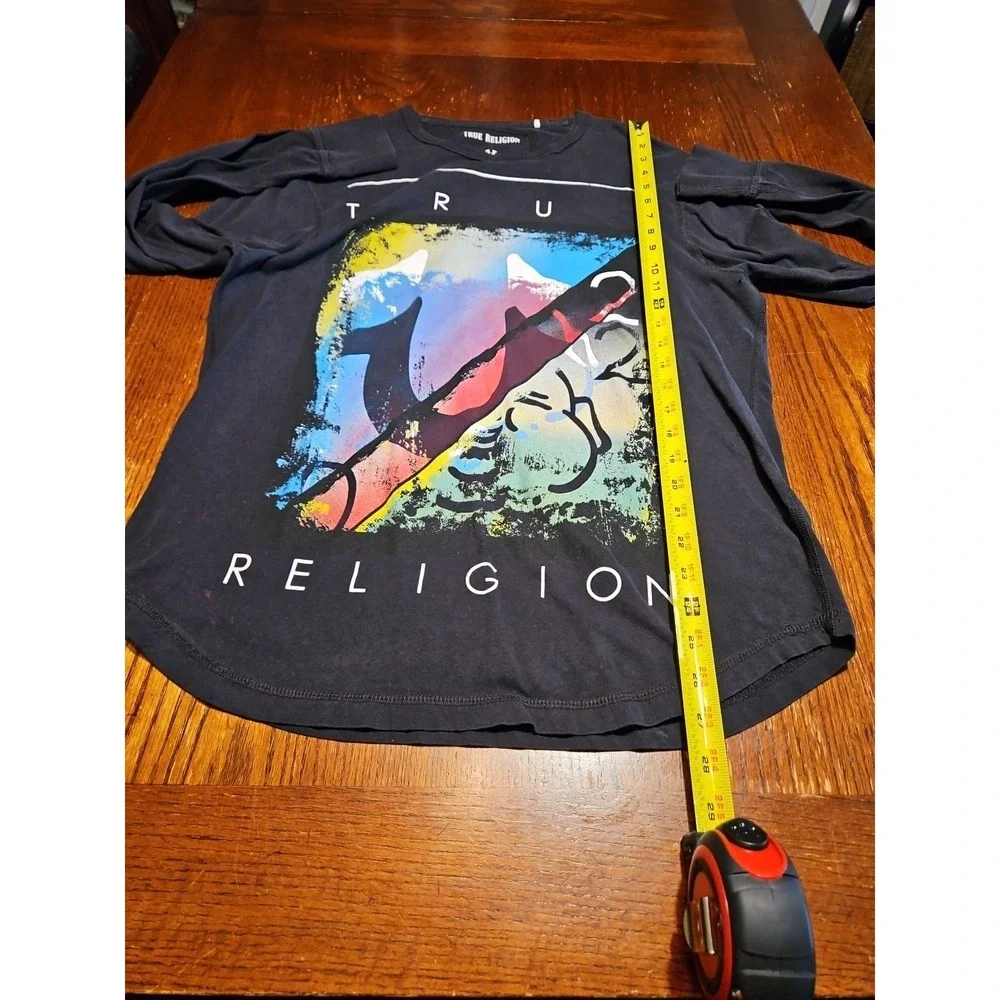 True Religion Black Long sleeve T Shirt W Graphics On Front (Stain & Hole (A752)